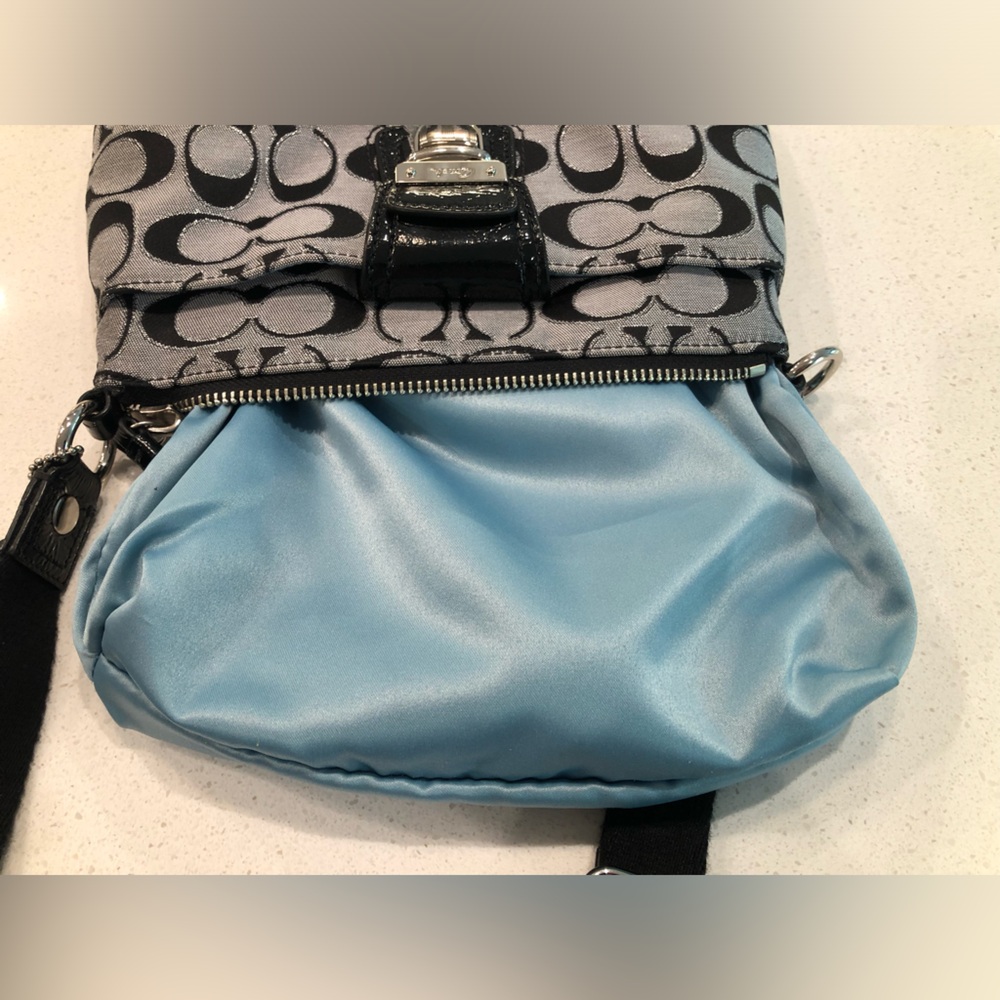 COACH POPPY CROSS HATCH SWING CROSSBODY BAG BLACK & SILVER WITH HANGTAG - Picture 9 of 13